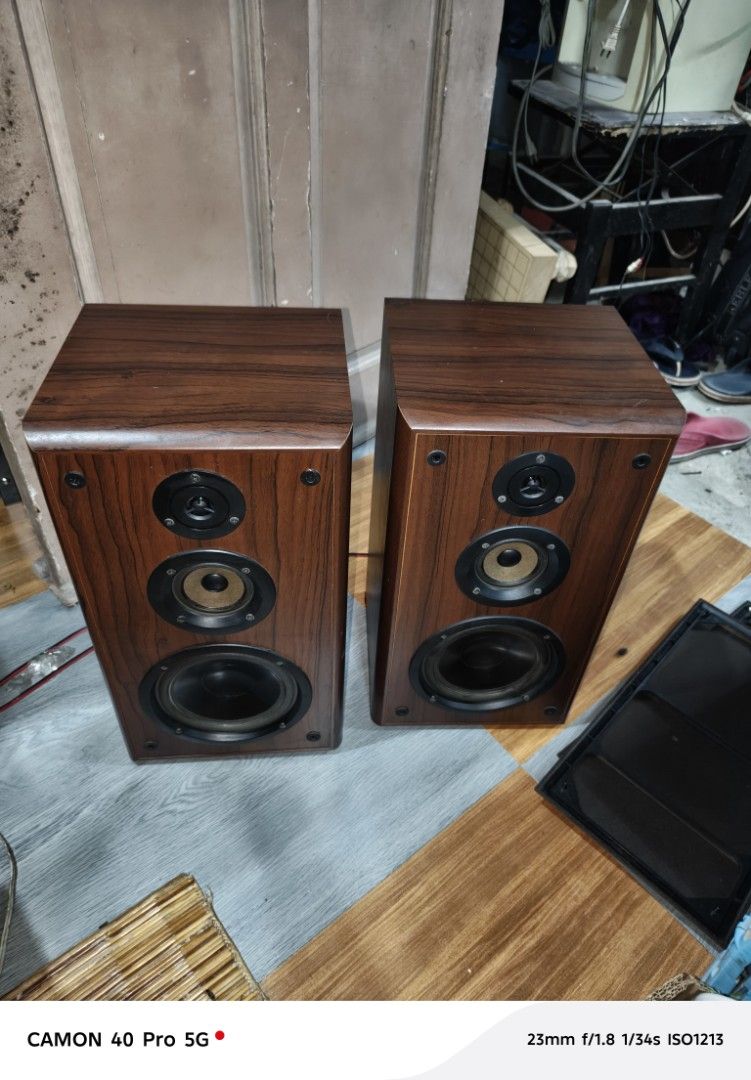 Denon 3way speaker (Category: Soundbars, Speakers & Amplifiers) located in San Pedro. Submitted by tristanjapansurplus (Listing ID 1411018477, Image 3). Description: selling only denon 3 way speaker USCK-77s 80 Watts each 6 ohms came in Japan made in Korea located@ San Pedro laguna.