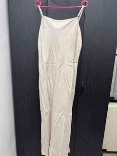 (Category: ) located in . Submitted by hitmypreloved (Listing ID 1411081591, Image 1). Description: .