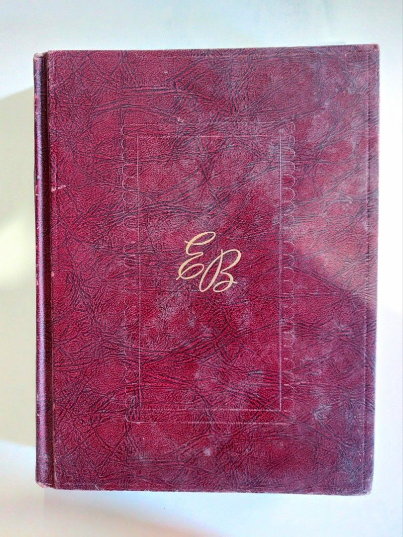 Encyclopaedia Britannica | Volume 15 (Category: Textbooks) located in Tanauan. Submitted by solanathriftph (Listing ID 1411042717, Image 2). Description: 📚 major bookshelf clean out / clearance sale ~ — well used — RFS: decluttering my bookshelves and switching to digital books — MOP: Gcash | fast shipping *feel free to send a message if you wish to negotiate the price :).