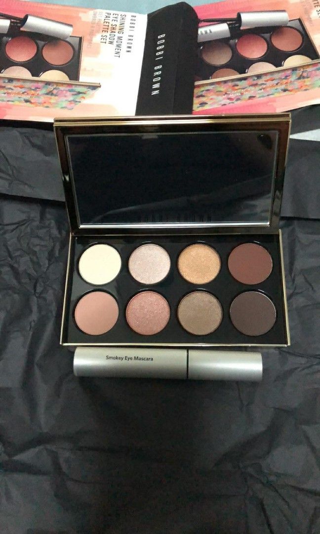 Eyeshadow Palette Set (Category: Makeup) located in Pugo. Submitted by abshopfinity (Listing ID 1411018178, Image 1). Description: .