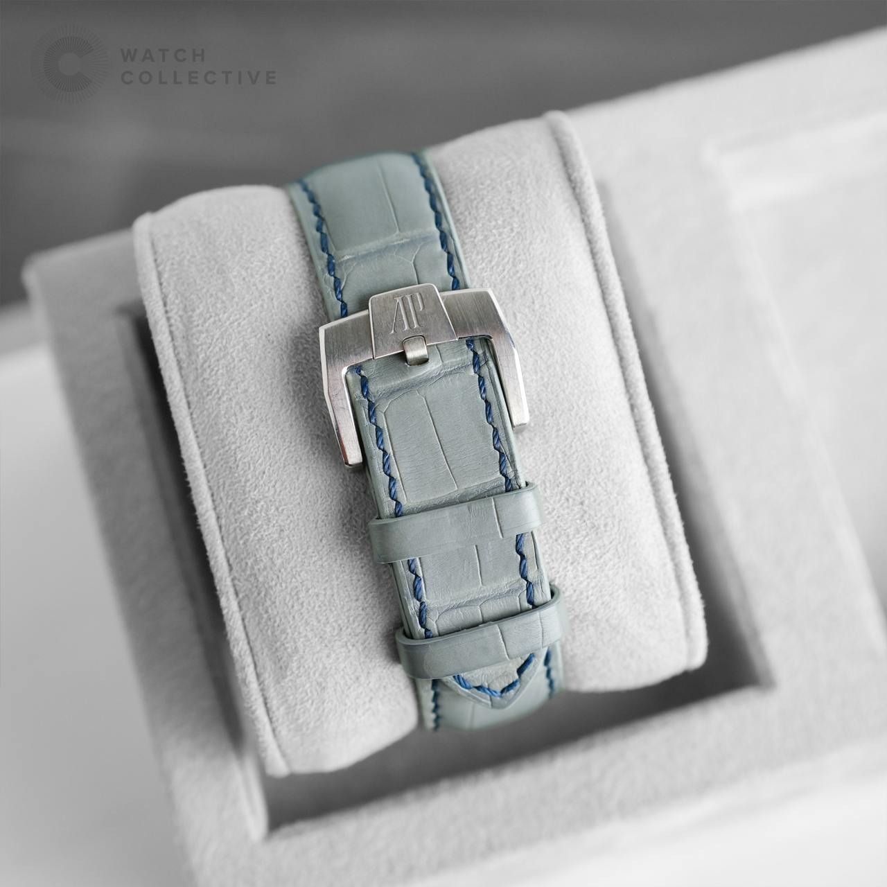 📦FULL SET📝 Audemars Piguet Chronograph Code 11.59 18k White Gold 41mm automatic 26393BC.OO.A321CR.01 (Category: Watches) located in Singapore. Submitted by watchcollective (Listing ID 1410982113, Image 3). Description: Audemars Piguet Chronograph Code 11.59 18k White Gold 41mm automatic Reference Number: 26393BC.OO.A321CR.01 Condition: Lightly Used Comes with: Complete Set Size: 41mm Case Material: 18K White Gold Strap Material: Leather Strap S