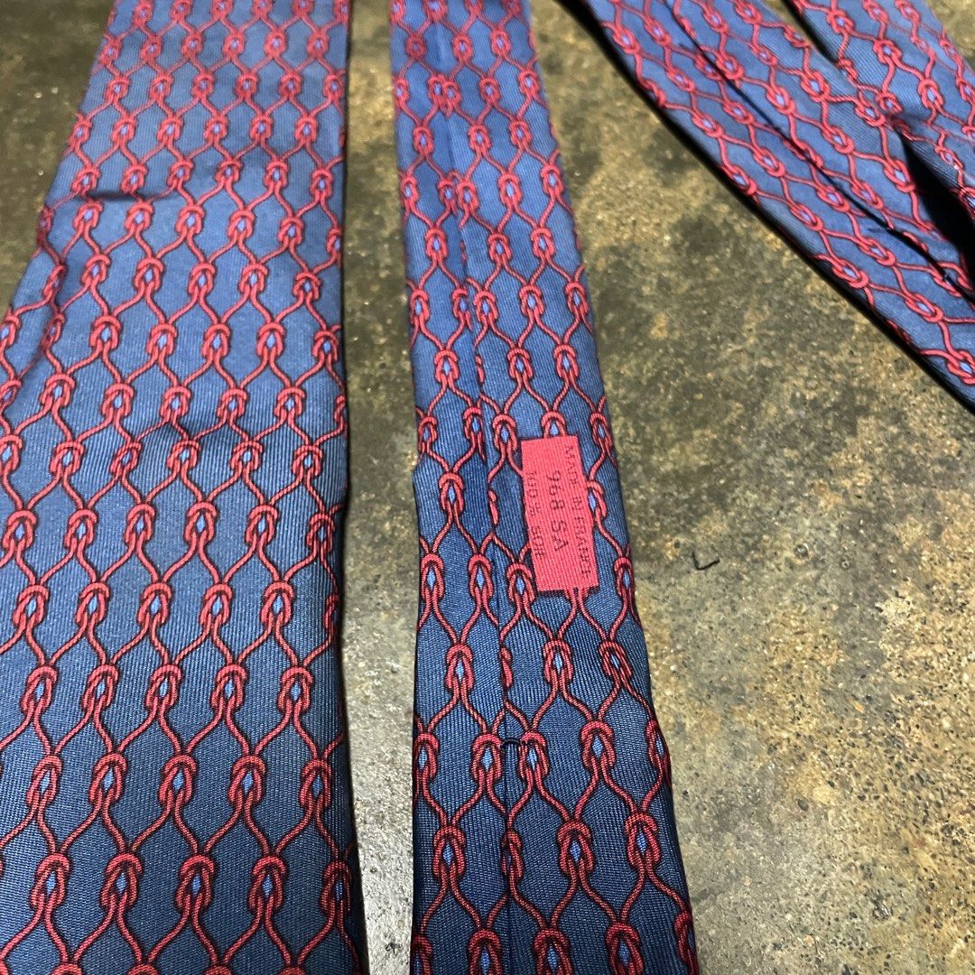 Hermes Neck Tie (Category: Luxury Accessories) located in Marikina City. Submitted by aalibabyy (Listing ID 1410987451, Image 3). Description: .
