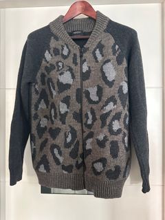 （分類：）位於 。 由 sellerwatson 提交（商品編號 1410985901，圖片 1）。簡介： 。