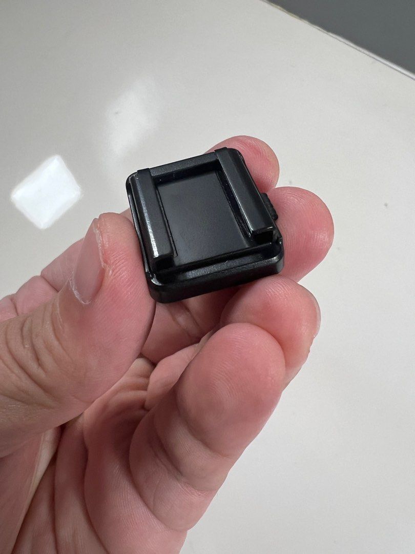 Insta360 ONE RS Accessory Shoe (Category: Video Cameras) located in Rizal. Submitted by epektuz_lab (Listing ID 1410926999, Image 3). Description: Like New. Payment thru GCash/BPI. Shipping via Lalamove. Shipping fee at buyer’s expense..