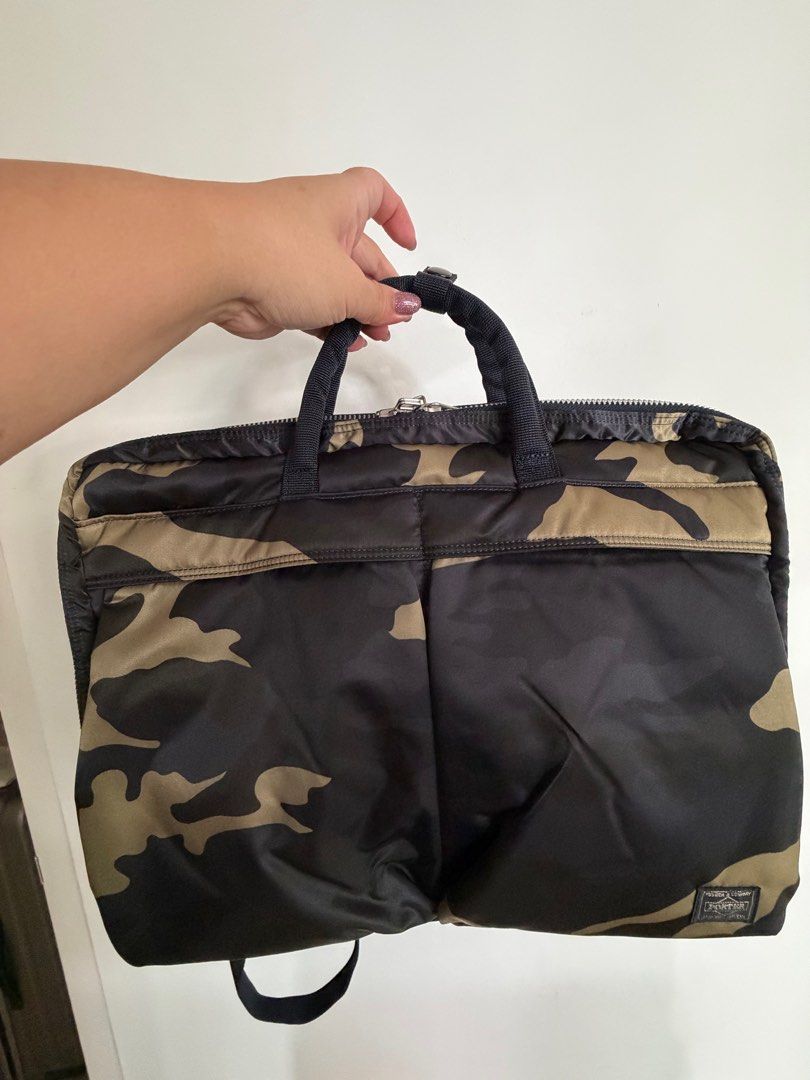 Japan 🇯🇵 limited Porter yoshida 3 way camo backpack/ laptop bag (Category: Bags & Wallets) located in Singapore. Submitted by andthenublink (Listing ID 1410920223, Image 1). Description: Brand new from Japan Includes smart pac .