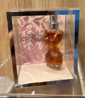 （分類：）位於 。 由 kching299 提交（商品編號 1410913566，圖片 1）。簡介： 。