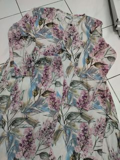 (Category: ) located in . Submitted by random_wardrobe (Listing ID 1410916902, Image 1). Description: .