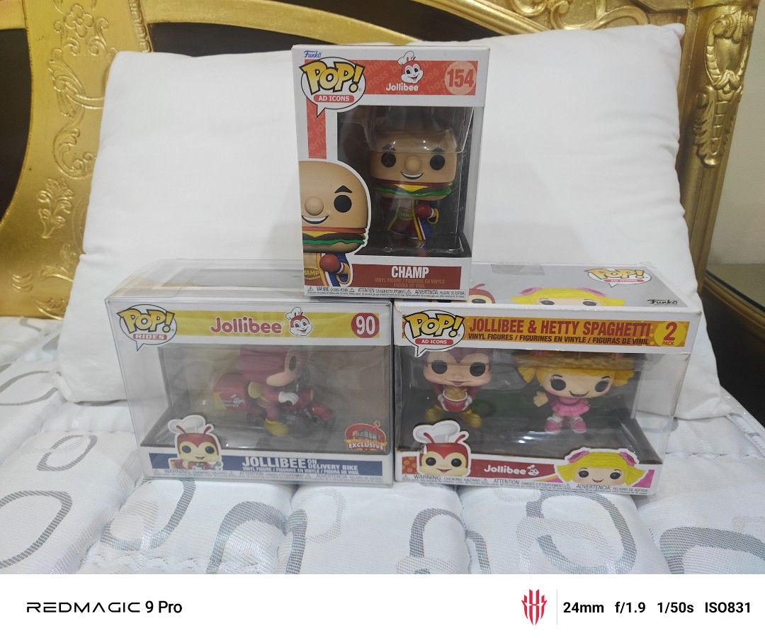 Jollibee funk pop set bundle (Category: Designer & Blind Box Toys) located in Manila. Submitted by tochi090910 (Listing ID 1410963079, Image 1). Description: .
