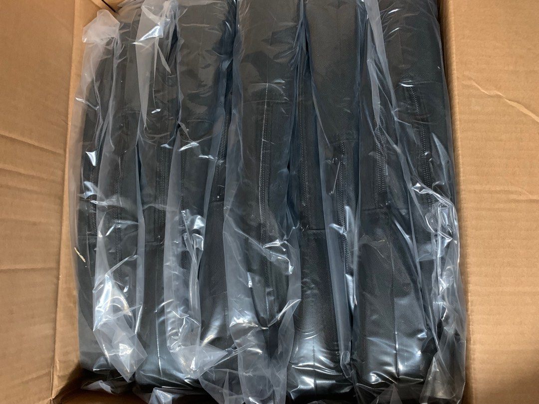 Lenovo thinkpas basic backpack (Category: Other Accessories) located in Kuala Lumpur. Submitted by vandalisme (Listing ID 1411007532, Image 2). Description: Lenovo thinkpad basic backpack Bag laptop Brand new in plastic Got 10 pcs in 1 box 1pcs rm40 Angkat satu kotak bleh diskaun lagi .