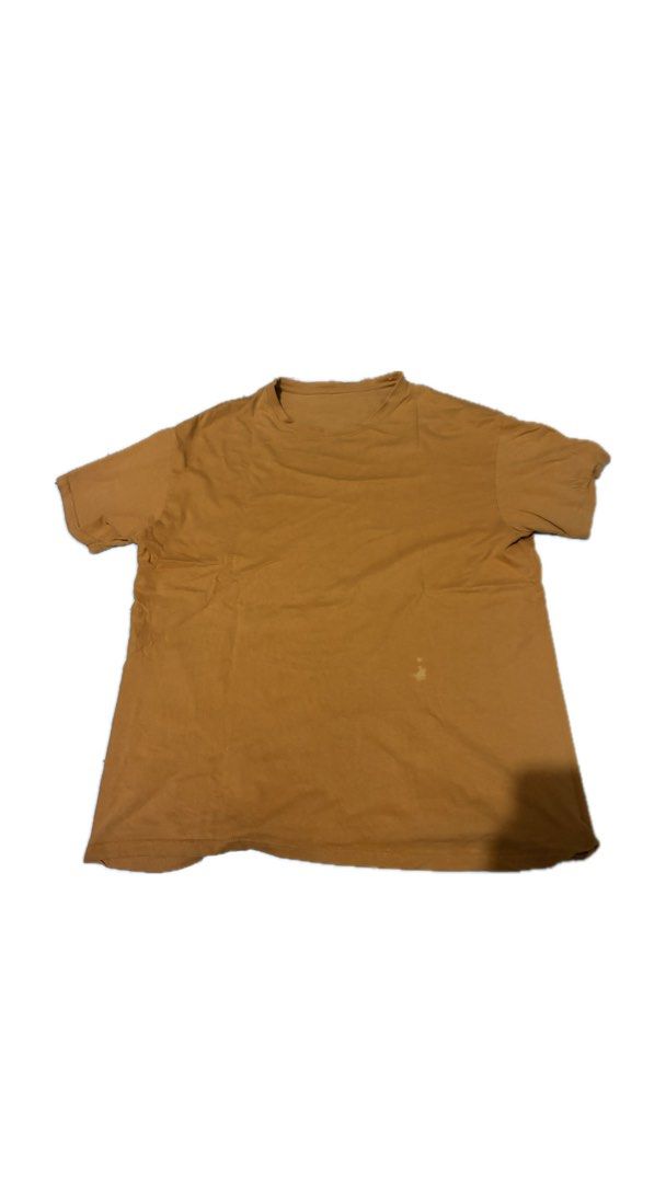 Mustard Yellow T-shirt (Category: Tshirts & Polo Shirts ) located in Binan City. Submitted by xy.ly (Listing ID 1410957545, Image 1). Description: - Mustard yellow t-shirt - Crew neck - Short sleeves - Soft material - Small stain on front.