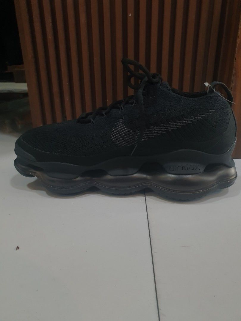 Nike Air Max 270 Black (Category: Sneakers) located in Subic. Submitted by adamdwyane (Listing ID 1410926854, Image 3). Description: - Nike Air Max 270 - Color: Black - Size: US 9.5 / EUR 43 / CM 27.5 - Breathable mesh upper - Visible Air Max unit in heel - Durable rubber sole - Lace-up closure - Unique tread pattern for grip.