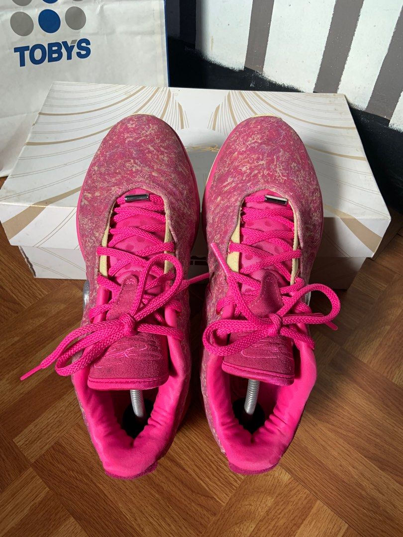 Nuke Lebron 21 (Category: Sneakers) located in Angeles City. Submitted by ezikielcaperal31 (Listing ID 1410979446, Image 2). Description: Used (once) Rfs: need funds. Dm if you are interested! Hearing offers..