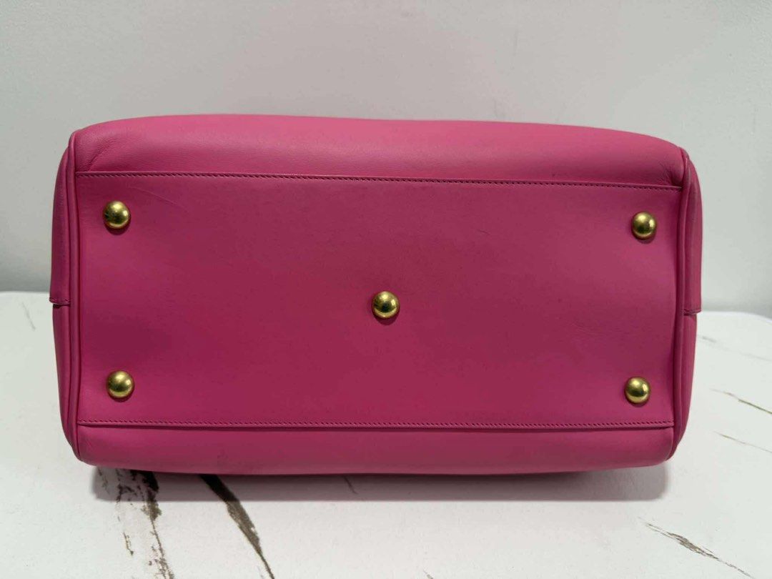 Original YSL Duffle Pink 2way Bag (Category: Luxury Bags & Wallets) located in Cavite. Submitted by authenticbagshavenbyvalg (Listing ID 1410926452, Image 3). Description: 💯Guaranteed Original Very good condition with dustbag Authentic Bags Haven No return No Exchange Money back guarantee unless proven fake No low ballers No Swap No Joy Reservers PLEASE MANAGE YOUR EXPECTATIONS, youre buying a preloved item. Accepts layaway on certain items 30% 