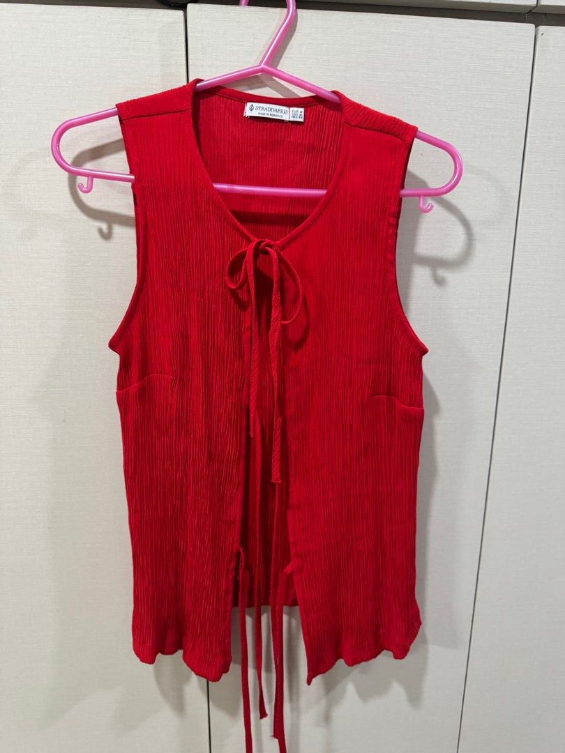 Red Sleeveless Blouse Top (Medium, fits S) (Category: Sleeveless) located in Quezon City. Submitted by declutter_cts (Listing ID 1411040853, Image 1). Description: Worn only once Runs a little small, fits more of S.
