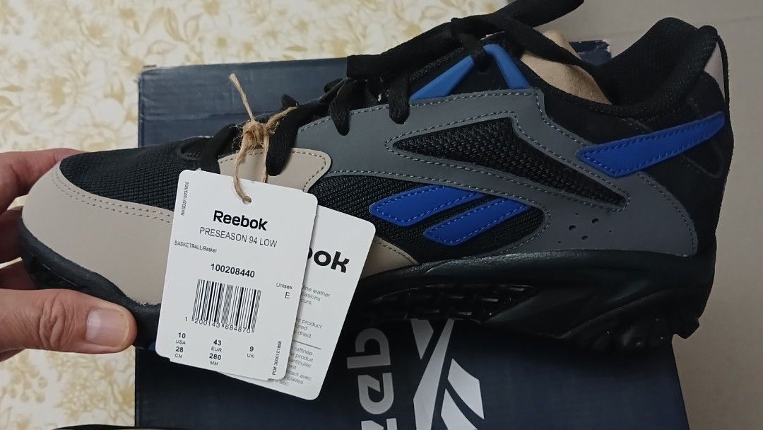 Reebok Preseason 94 Low (Category: Sneakers) located in Antipolo. Submitted by d.tuazon (Listing ID 1411012636, Image 2). Description: Brandnew Reebok Preseason 94 Low.Price 1695 nalang.Brandnew price is 7,568.Size 10 US.Christmas gift sa akin kaso malaki.Rizal area.Shipping sagot ng buyer..