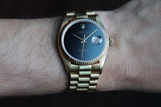 (Category: ) located in . Submitted by theswisswatcher (Listing ID 1410970386, Image 1). Description: .