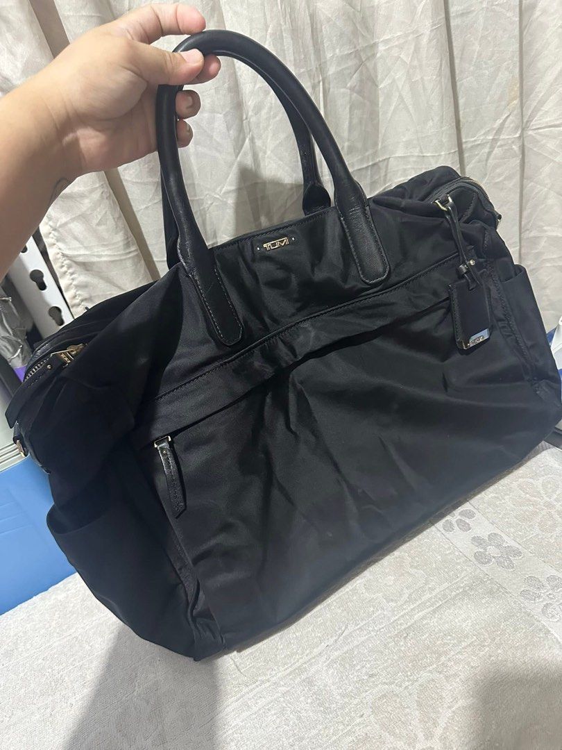 RUSH SALE TUMI BAGS!!! (Category: Luxury Bags & Wallets) located in Manila. Submitted by barbzzz (Listing ID 1410972817, Image 2). Description: RUSH TUMI BAGS FOR SALE!! PRICE RANGES 3k to 10k PLS SEE PHOTOS.