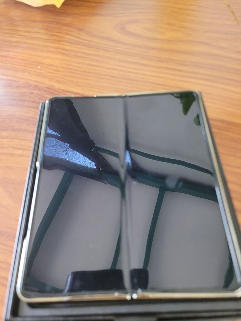 Samsung ZFOLD 4 (Category: Samsung) located in Angeles City. Submitted by leah92011 (Listing ID 1410937821, Image 3). Description: My phone have a small dent and a slightly scratch on the screen but overall it's working very well. Inclusion:Charger Slightly negotiable.