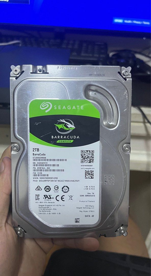 Seagate Barracuda 2TB SATA Hard Drive (Category: Hard Disks & Thumbdrives) located in Mandaluyong City. Submitted by silver_swags (Listing ID 1411063441, Image 1). Description: .