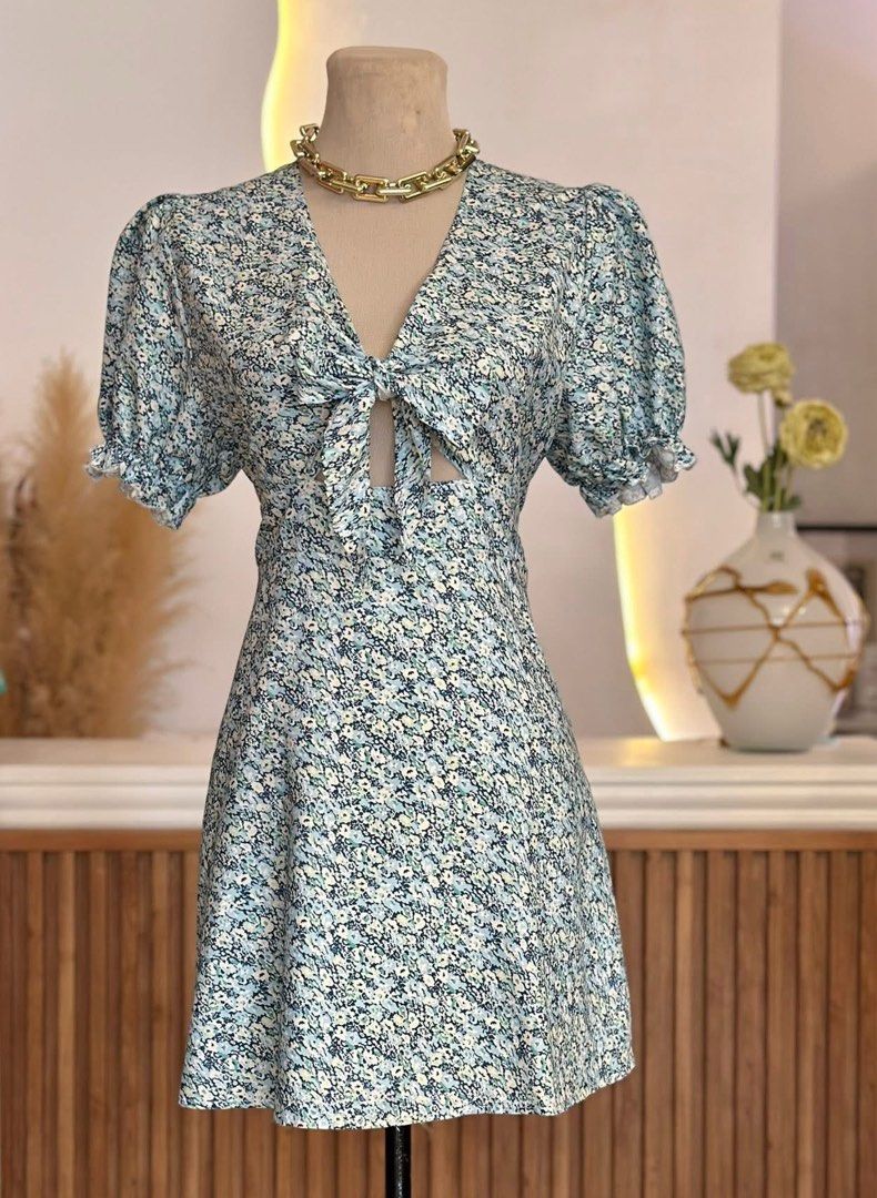 Summer Dress (Category: Dresses) located in Antipolo. Submitted by maxcollections (Listing ID 1411054079, Image 1). Description: Never been used. Slightly nego..