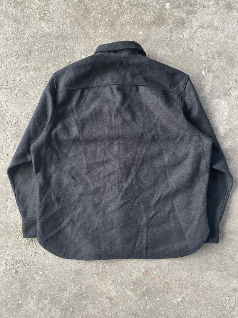 Uniqlo U Lemaire Button Jacket (Category: Coats, Jackets and Outerwear) located in Lipa City. Submitted by dcd1217 (Listing ID 1411035517, Image 2). Description: - Uniqlo U Lemaire Button Jacket - Color: Black - Size: XL - Material: Wool blend - Features: Button-down closure, chest pocket, buttoned cuffs - Made in China Shipped via jnt Message me for sny concerns.