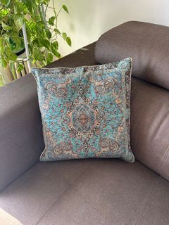 (Category: ) located in . Submitted by uta.carpet (Listing ID 1408845132, Image 1). Description: .