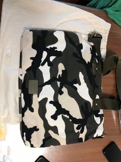（分類：）位於 。 由 dudu.chan 提交（商品編號 1410984225，圖片 1）。簡介： 。