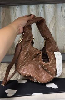 (Category: ) located in . Submitted by maje29 (Listing ID 1411008587, Image 1). Description: .