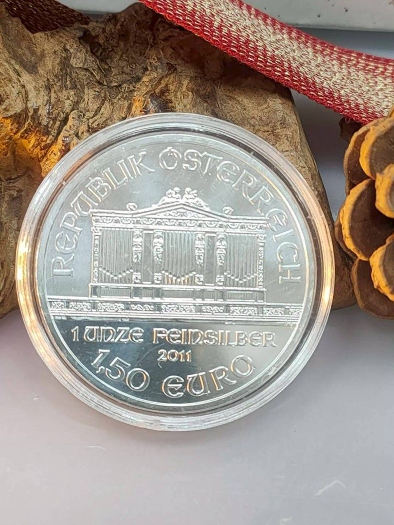 2010年奧地利愛樂樂團1.5歐元銀幣純銀錢幣, 書籍、休閒與玩具, 收藏、紀念品, 錢幣、紙鈔在旋轉拍賣