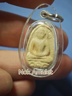 （分類：）位於 。 由 nokamulet 提交（商品編號 1411246254，圖片 1）。簡介： 。