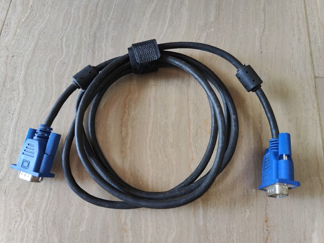 2 VGA to VGA Cable (Male-Male), 1.6m