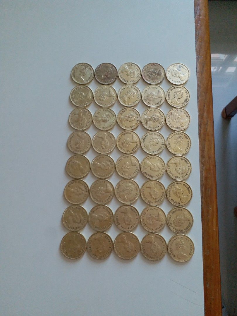 香港:前殖民地:(銅5毫硬幣):女皇頭:(風水錢):全部1978年:共40個, 興趣及遊戲, 收藏品及紀念品, 錢幣- Carousell