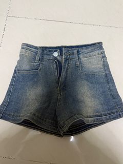（分類：）位於 。 由 fishfish2.1 提交（商品編號 1411225500，圖片 1）。簡介： 。
