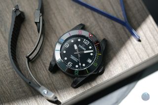 （分類：）位於 。 由 klwatch1997 提交（商品編號 1411162687，圖片 1）。簡介： 。