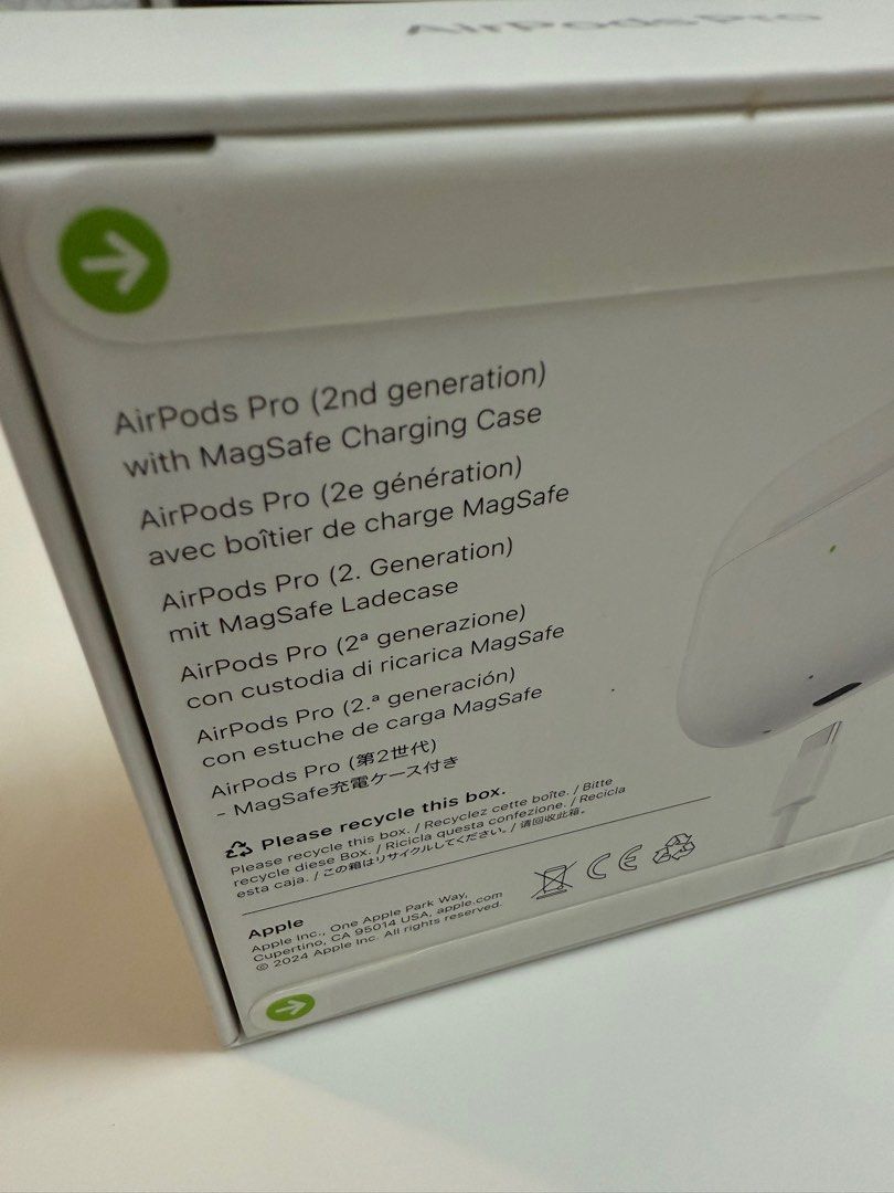 Apple AirPods Pro (2nd Generation) (Category: Earphones) located in Taguig. Submitted by abesamisteruel (Listing ID 1411121817, Image 2). Description: - Apple AirPods Pro (2nd generation) with MagSafe Charging Case - Purchased from the Apple Flagship Store - Original price: ₱13,190.00 - Includes order number: 1066884114146711.