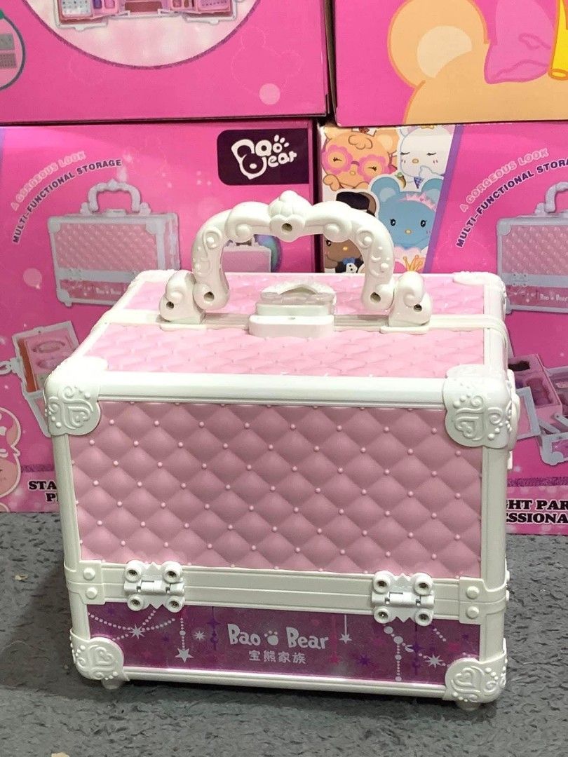 Bao Bear Kids Makeup Kit (Category: Makeup) located in Manila. Submitted by raredeer-4deb4e (Listing ID 1411196828, Image 2). Description: perfect gift for kids pm for orders.