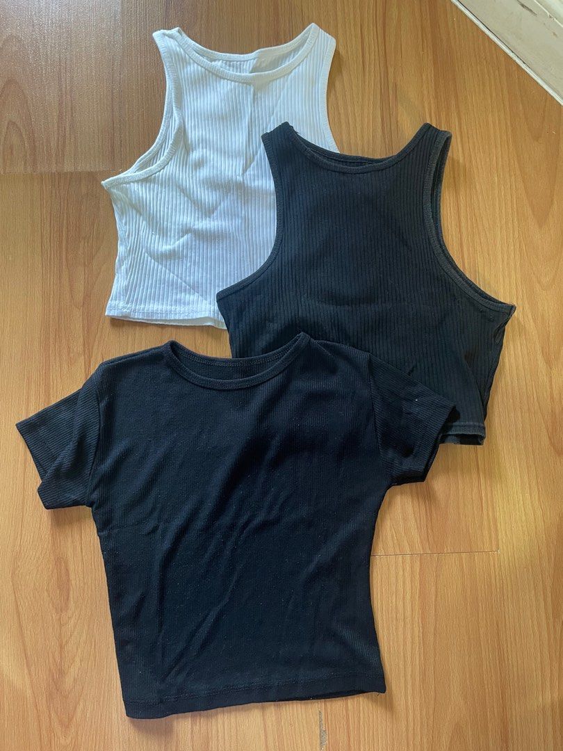 Basic tops (Category: Sleeveless) located in Muntinlupa City. Submitted by decluttermepls143 (Listing ID 1411163223, Image 1). Description: GET ALL 3 FOR 280 PESOS 90 each if bought separately .