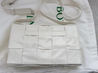 （分類：）位於 。 由 net04 提交（商品編號 1411098677，圖片 1）。簡介： 。