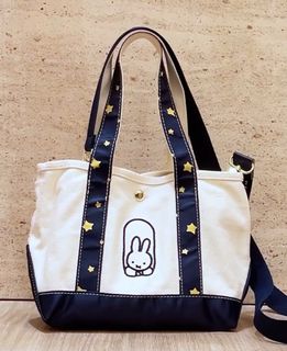 (Category: ) located in . Submitted by icedmatcha_latte (Listing ID 1411187168, Image 1). Description: .