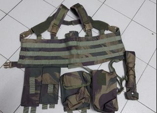 (Category: ) located in . Submitted by MilitariaDude (Listing ID 1411137753, Image 1). Description: .