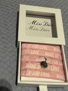 （分類：）位於 。 由 pillowszee 提交（商品編號 1411097191，圖片 1）。簡介： 。