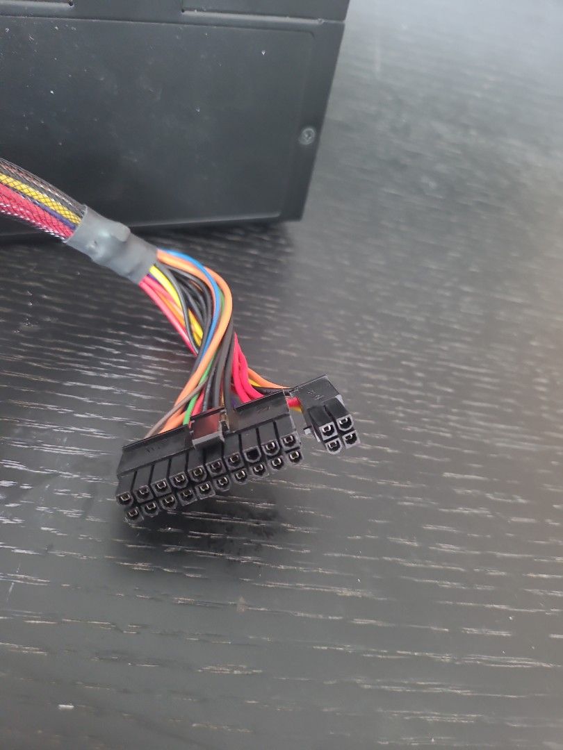 FSP HyperK 500W Power Supply459546564201041921
