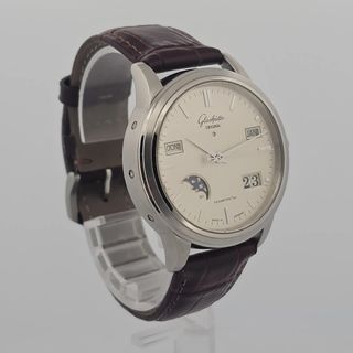 （分類：）位於 。 由 watch.gen 提交（商品編號 1411107579，圖片 1）。簡介： 。