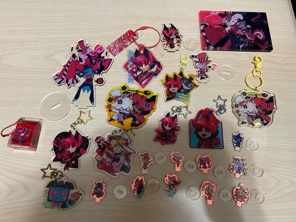 Hazbin hotel merch keychains acrylic blocks / stands Vox alastor ...