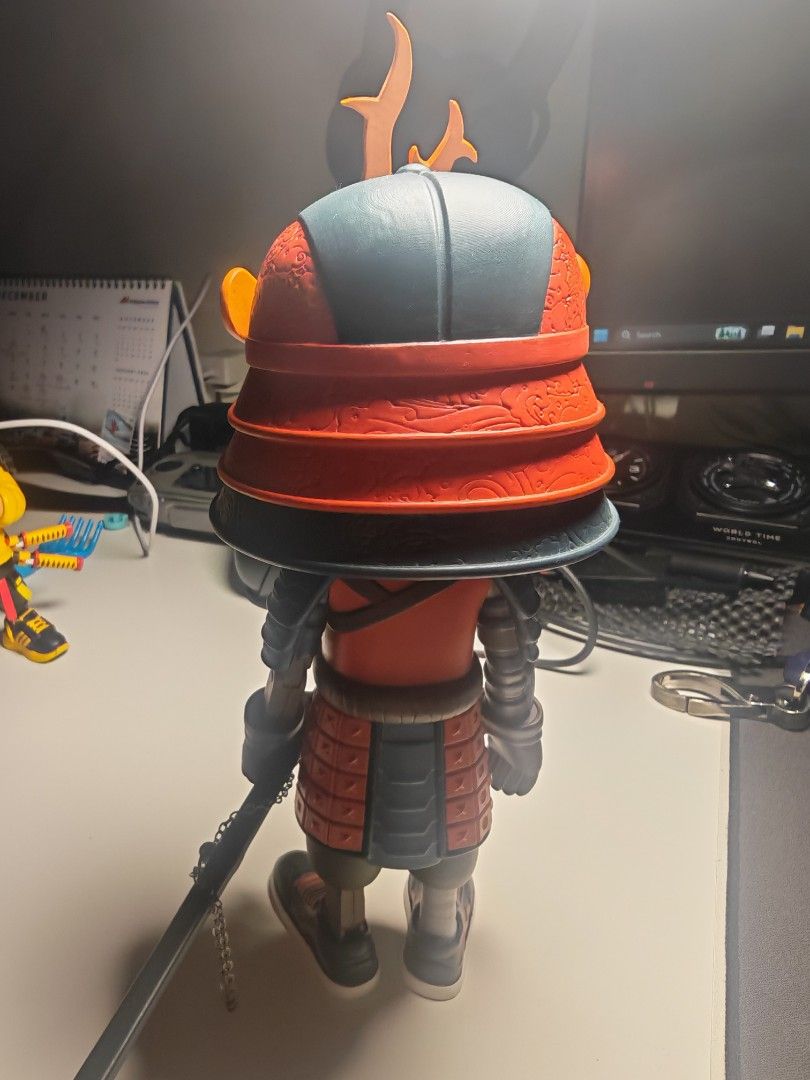Hiro OG Solid Toys x Wetworks Art Toy (Category: Designer & Blind Box Toys) located in Caloocan City. Submitted by khobbiesandnovelties (Listing ID 1411122890, Image 2). Description: Hiro OG Solid Toys x Wetworks RFS: Decluttering Art Toy.