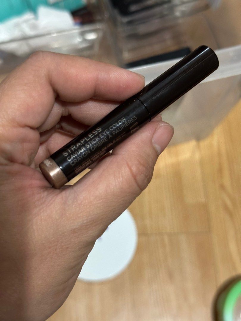 Laura Mercier Strapless Caviar Stick (Category: Makeup) located in Cebu City. Submitted by sultrychicmary (Listing ID 1411247483, Image 2). Description: .