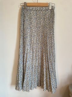 （分類：）位於 。 由 anniebhs01426 提交（商品編號 1411183860，圖片 1）。簡介： 。