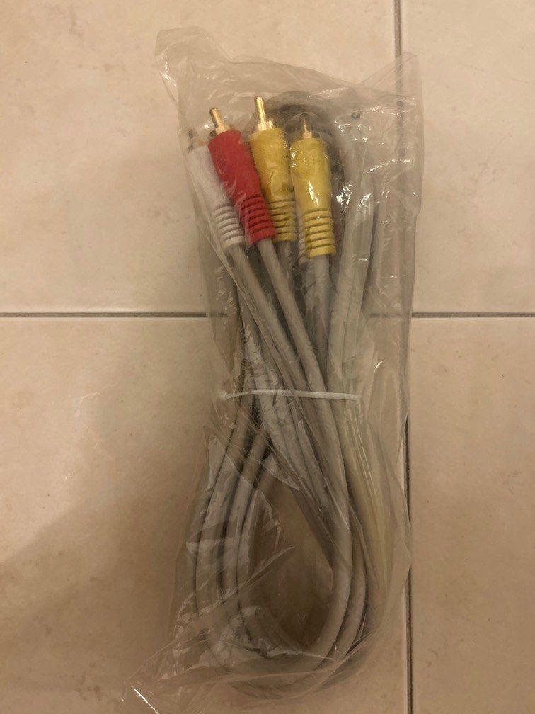 (Giving away) RCA Audio Video Cables