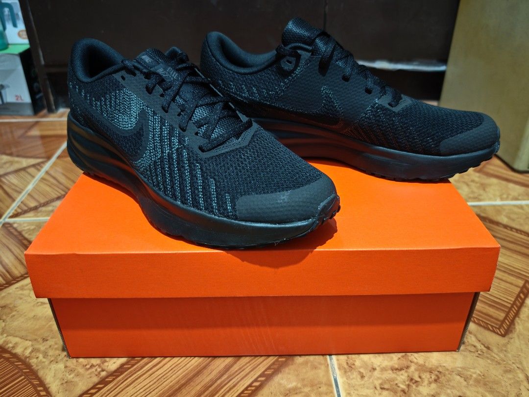 Nike Defy Run Triple Black sz 11 us (Category: Sneakers) located in Malabon City. Submitted by daywalker14 (Listing ID 1411085878, Image 1). Description: Forsale Only Nike Defy Run Triple Black sz 11 ue for only P1,799 Mall price is 3,200 Almost 50% off Condition *Brandnew *100% Authentic Location Malabon City .