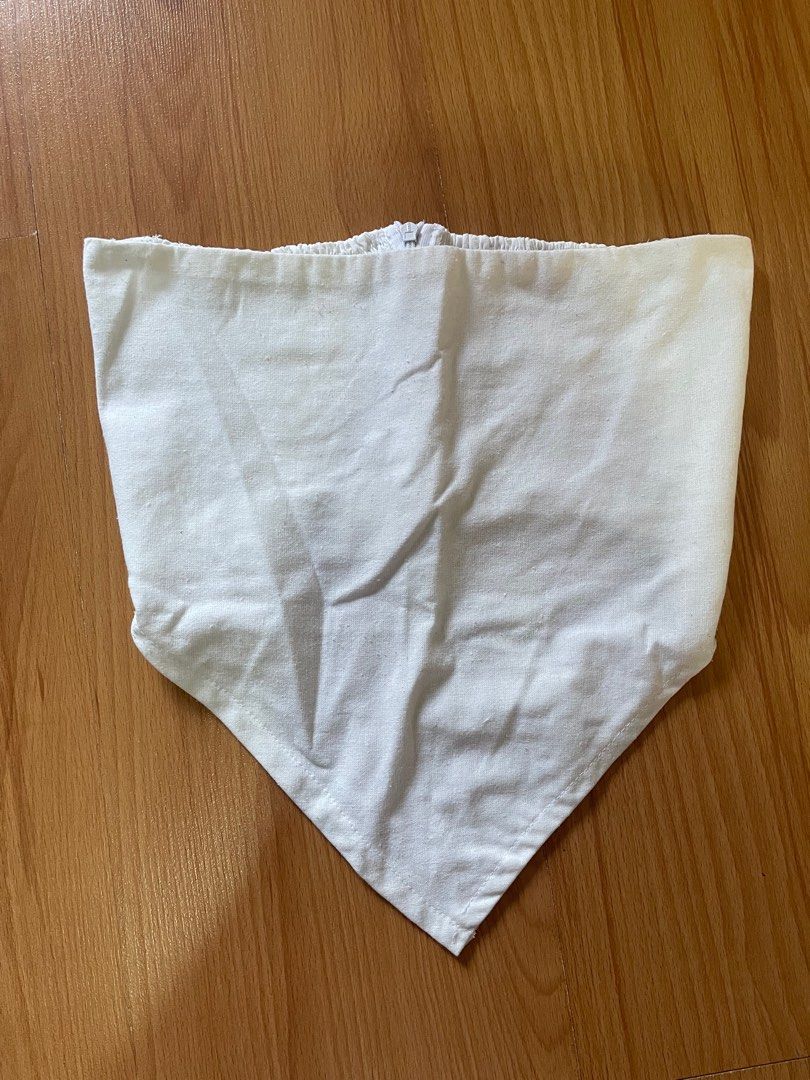 Ohcheriestudio tube top (Category: Sleeveless) located in Muntinlupa City. Submitted by decluttermepls143 (Listing ID 1411172136, Image 3). Description: .